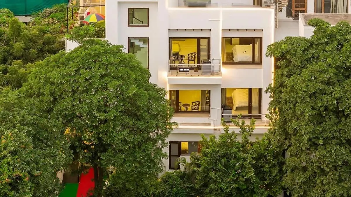 Eco-Friendly Vibes Cozy Space غورغاون