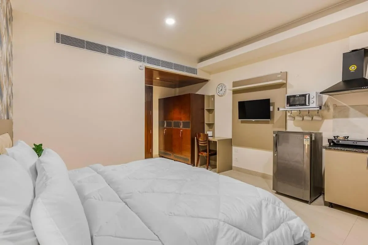 Eco-Friendly Vibes Cozy Space غورغاون 0*,  الهند