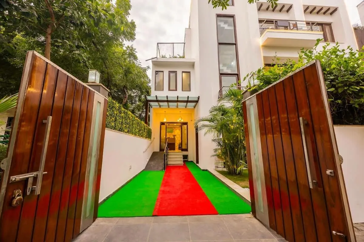 Eco-Friendly Vibes Cozy Space غورغاون شقة